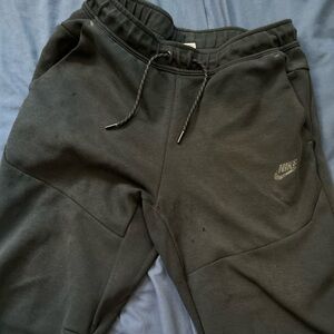 Black Nike Tech Pants